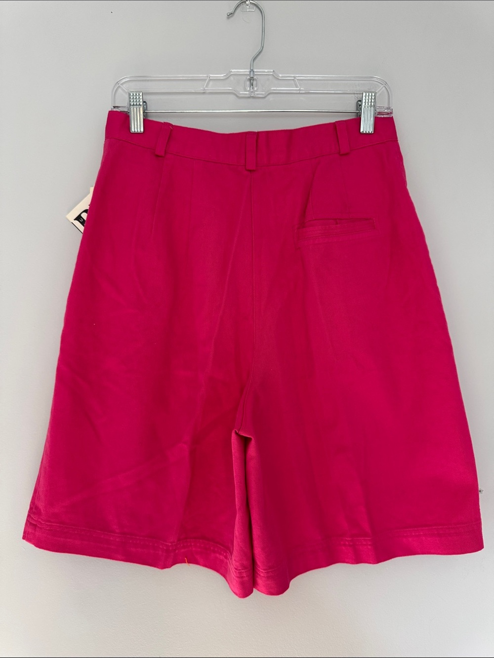 Vintage BE Basic Essential Hot Pink Cotton Bermuda Shorts Barbiecore Preppy - Picture 2 of 6